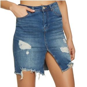 Highway Distressed Denim Skirt 💙